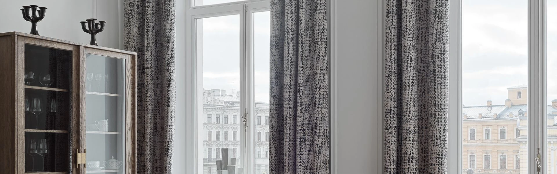 Иллюстрация №1 к статье "СОВРЕМЕННЫЕ СТИЛИ ДИЗАЙНА ИНТЕРЬЕРА: ТОП-10 НАПРАВЛЕНИЙ И СОВЕТЫ ПО СОЧЕТАНИЮ" - журнал компании «Капитально»