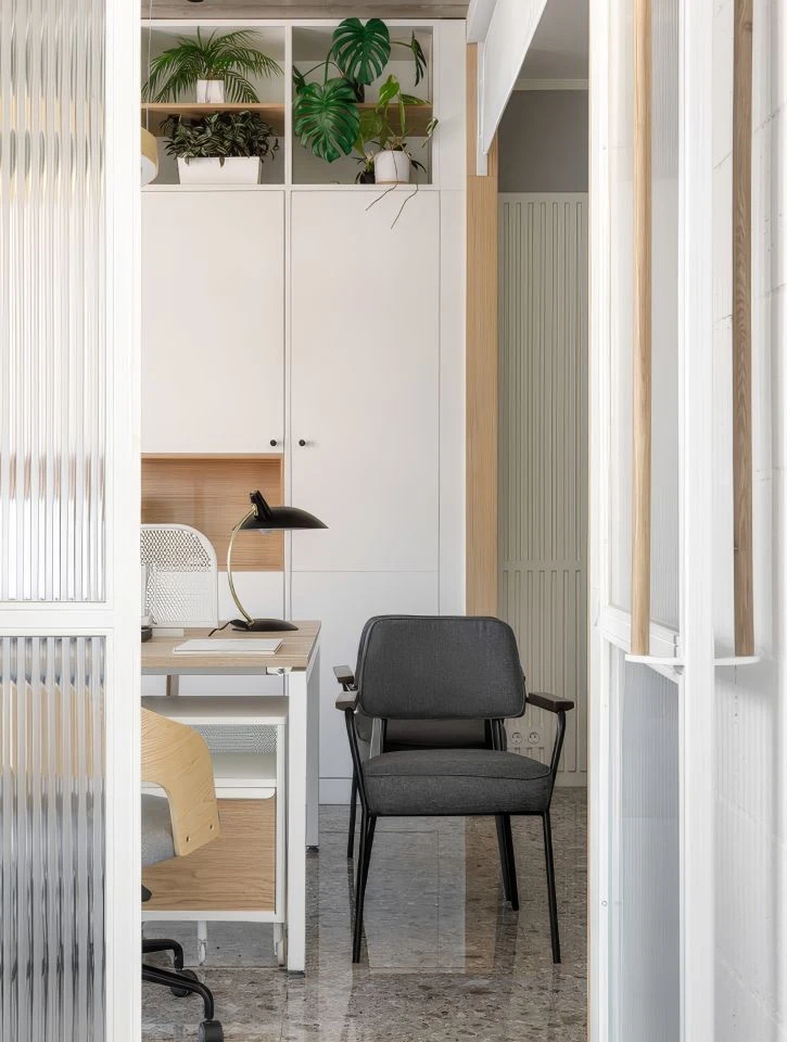 Офис компании Мартин Тревел — фото №10, проект от компании «Капитально»