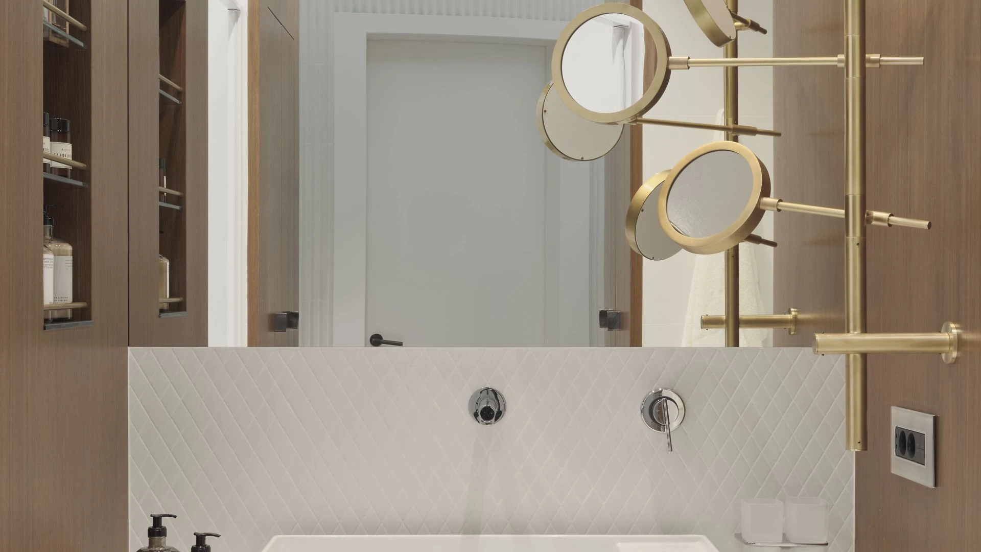 Смольный парк — фото №15, проект от компании «Капитально»