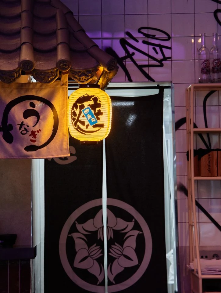 Ресторан UMAMI Shinkansen — фото №10, проект от компании «Капитально»